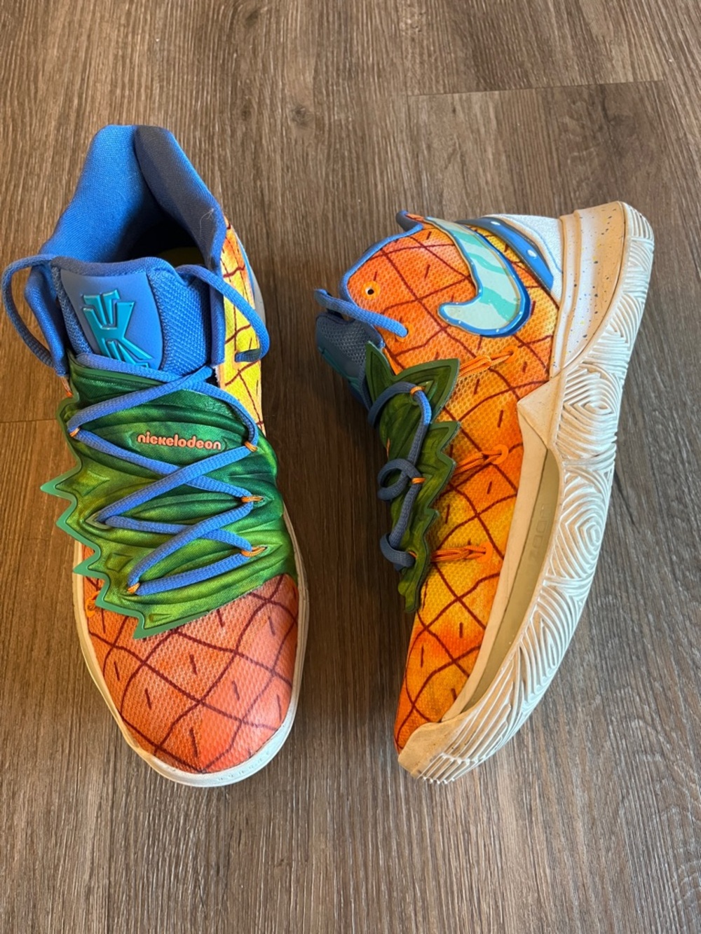 Nike Kyrie 5 Spongebob Pineapple House Mens Size 10.5 No box